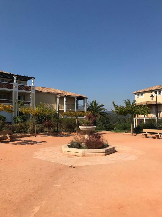 Studio Cap Esterel Saint-Raphaël Екстериор снимка